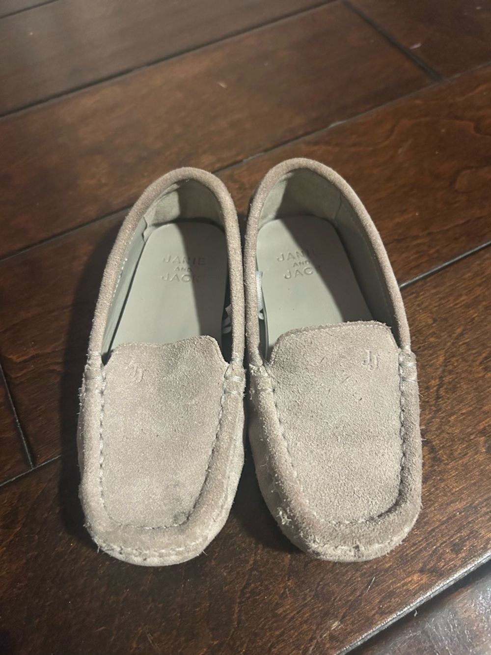 Janie and Jack Taupe gray size 10 Suede Loafer